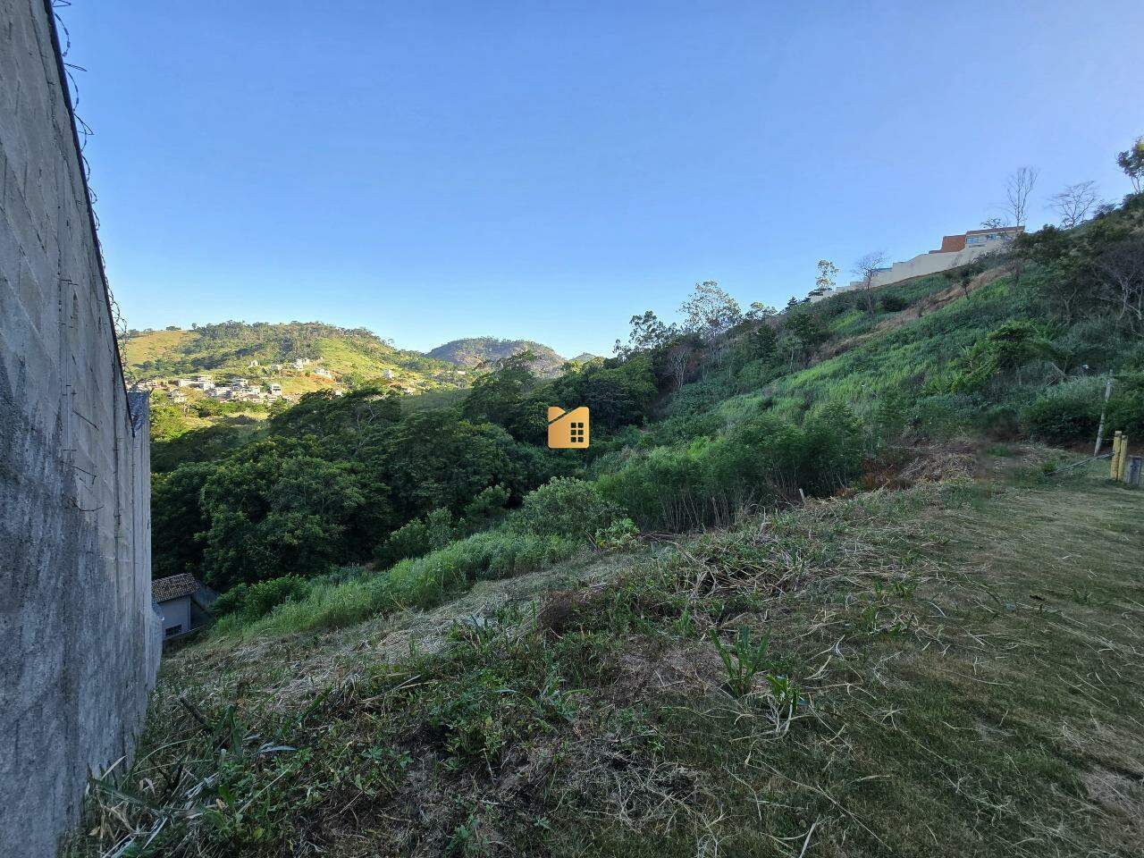 Terreno à venda no Paraíso: 
