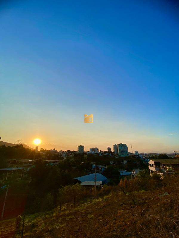 Terreno à venda no Alto Amarelo: 