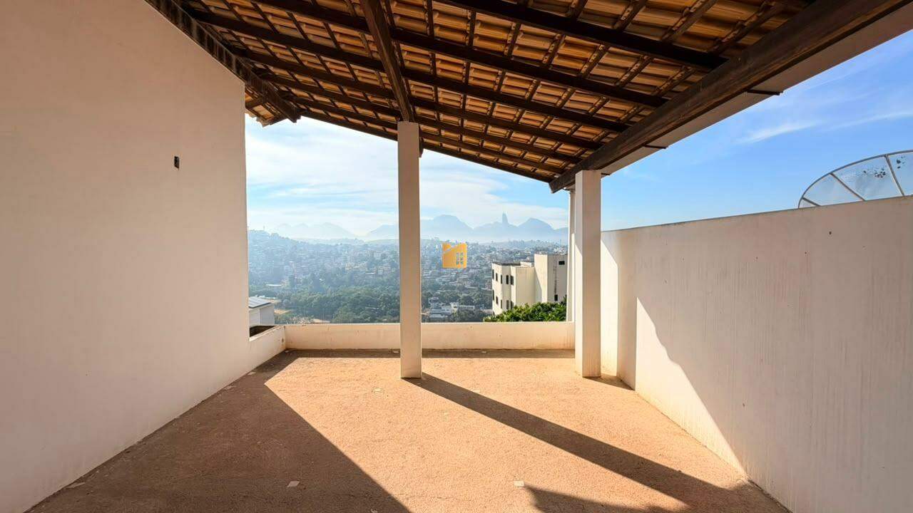 Casa em construção à venda no Vila Rica: 