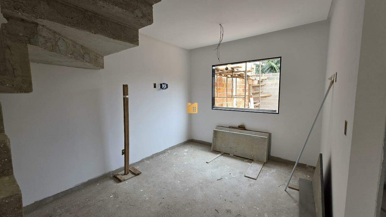 Casa em construção à venda no Vila Rica: 