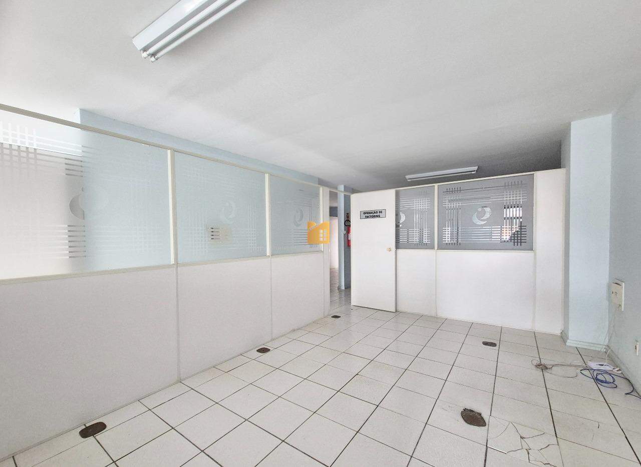 SALA para aluguel no Guandú: 