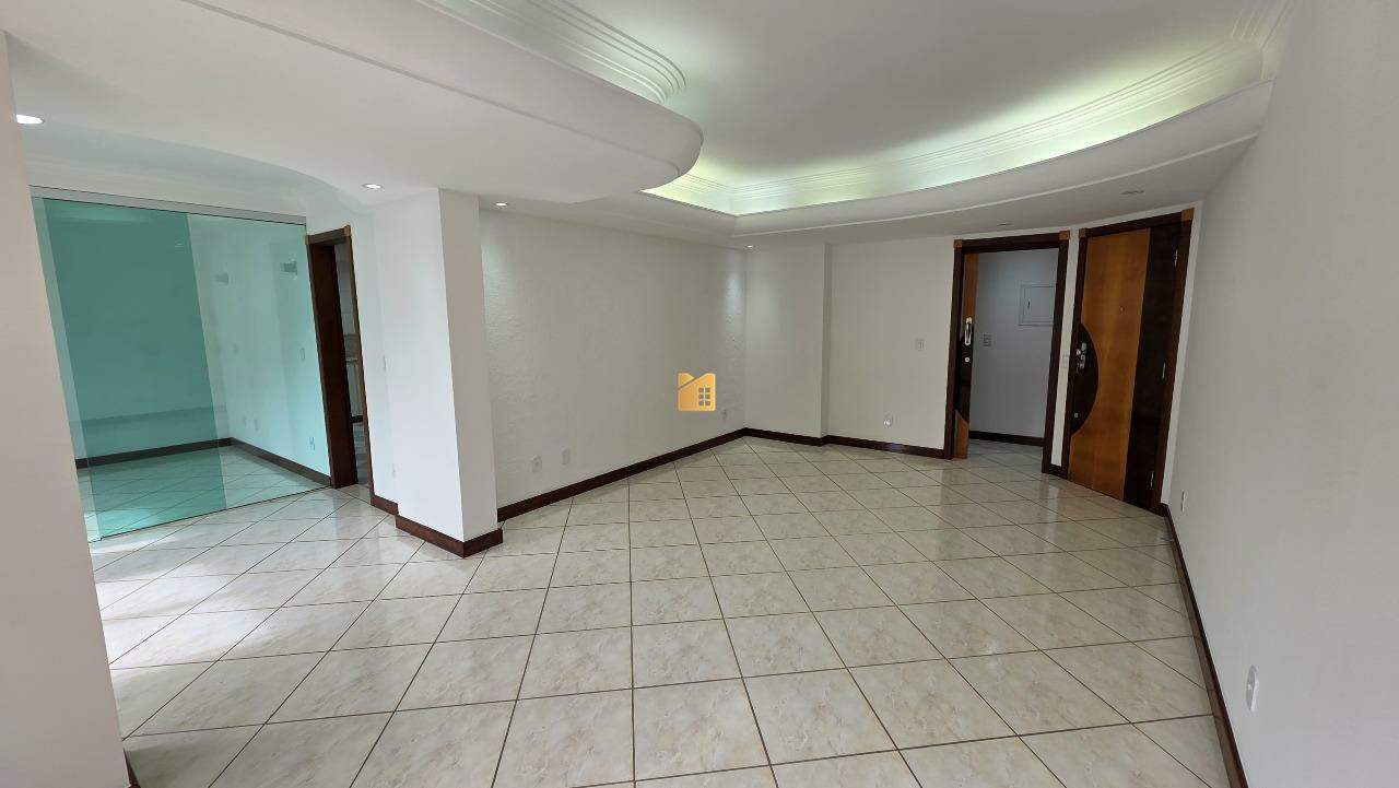 Apartamento à venda no Ibitiquara: 