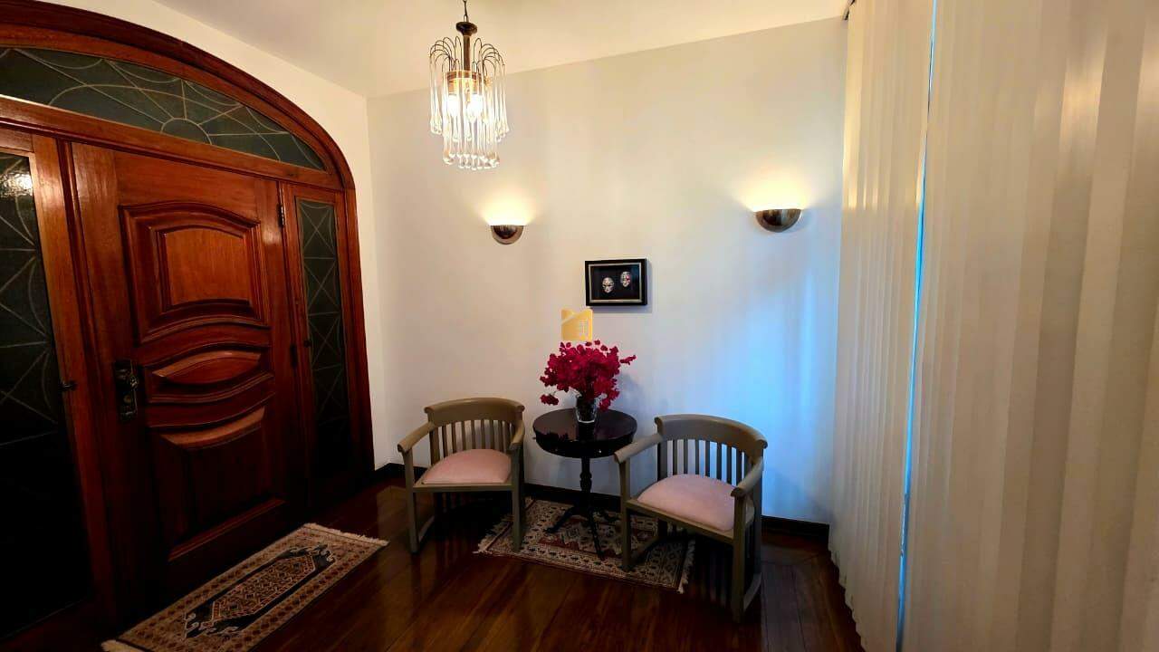 Apartamento à venda no Gilberto Machado: 