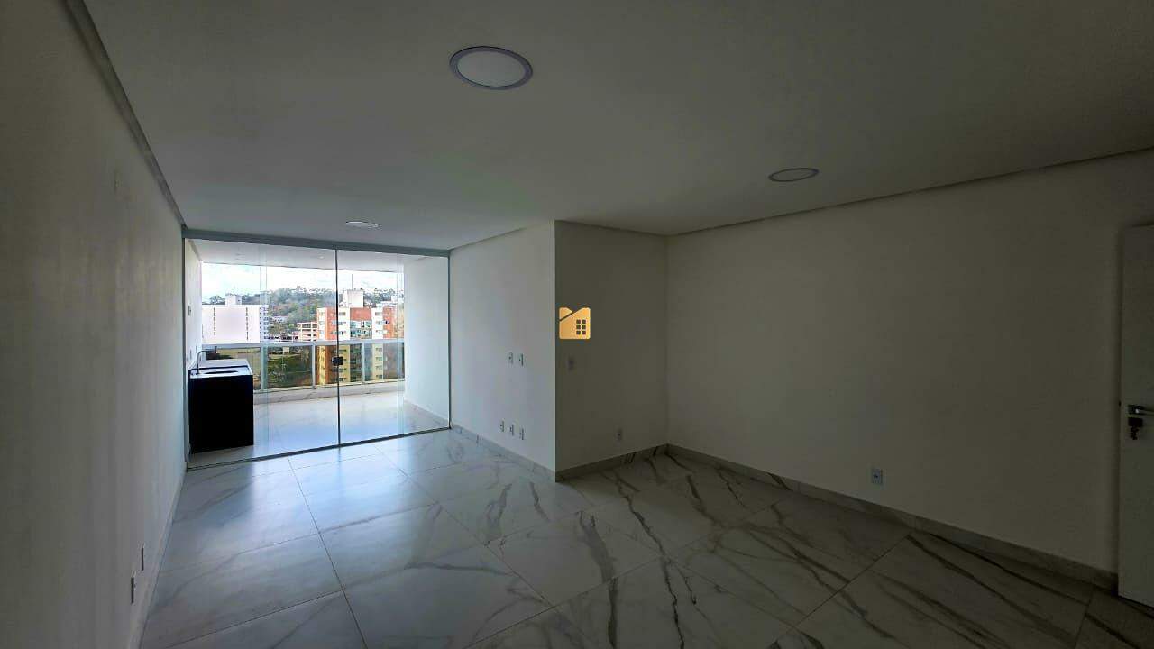 Apartamento à venda no Gilberto Machado: 