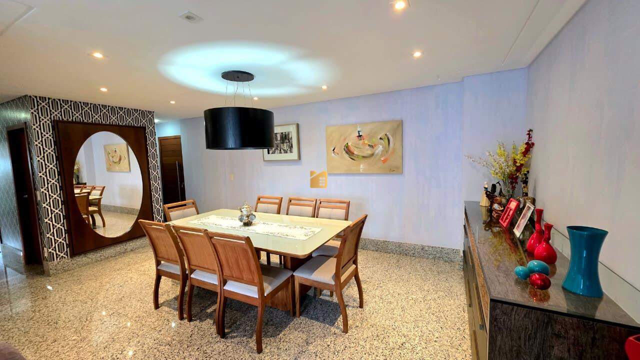 Apartamento à venda no Gilberto Machado: 