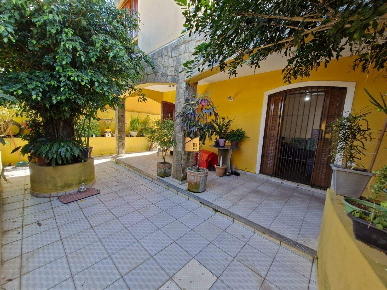 Casa à venda no Arraias: 
