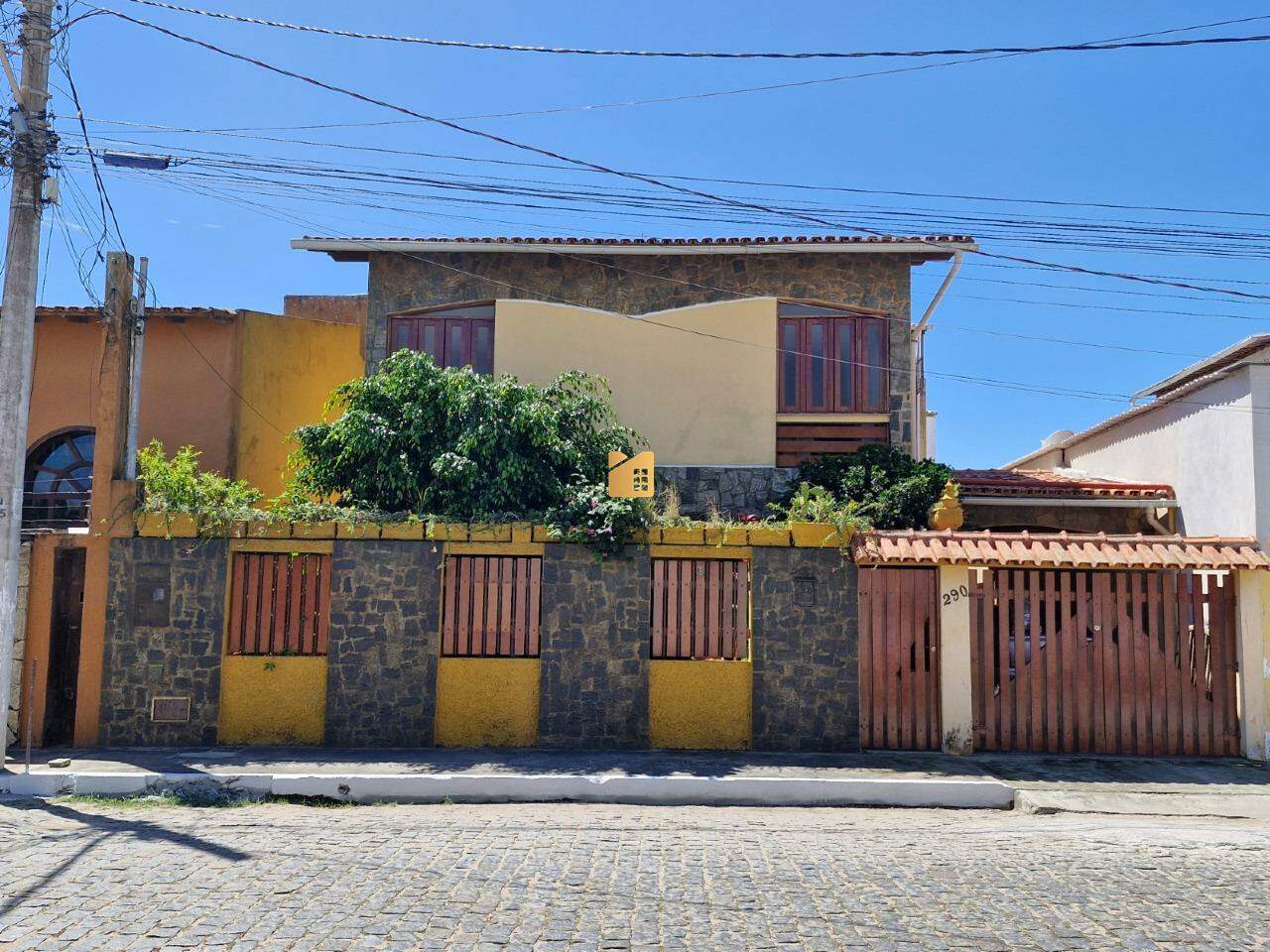 Casa à venda no Arraias: 