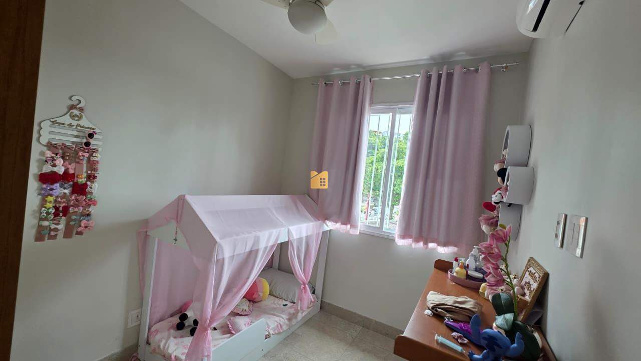 Casa à venda no Gilberto Machado: 