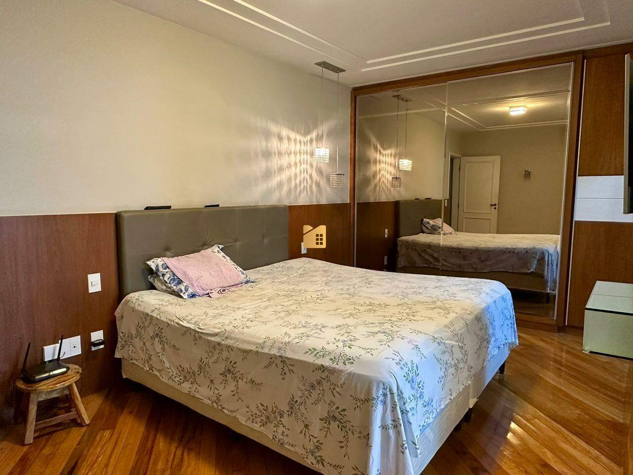 Apartamento à venda no Gilberto Machado: 