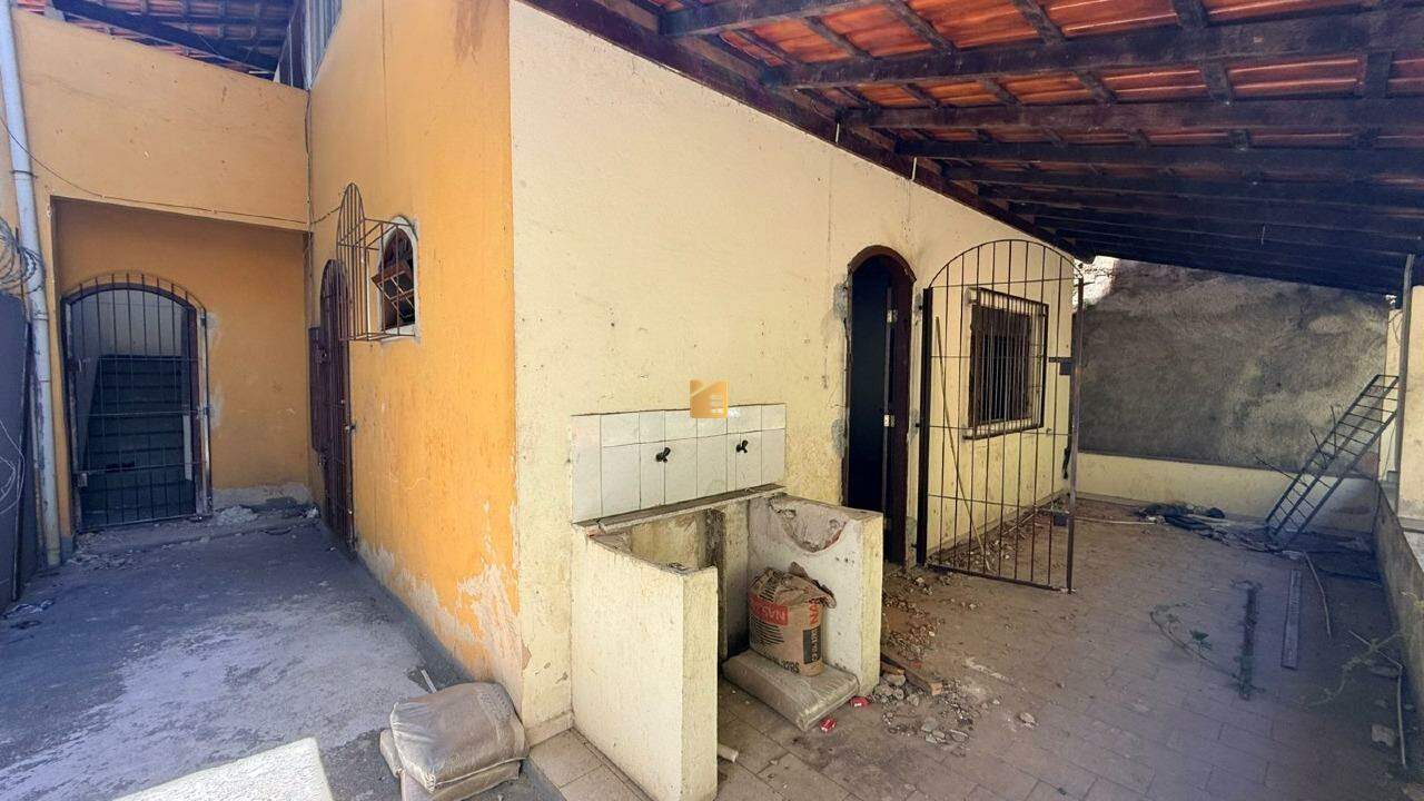 Prédio Inteiro à venda no Ilha da Luz: 
