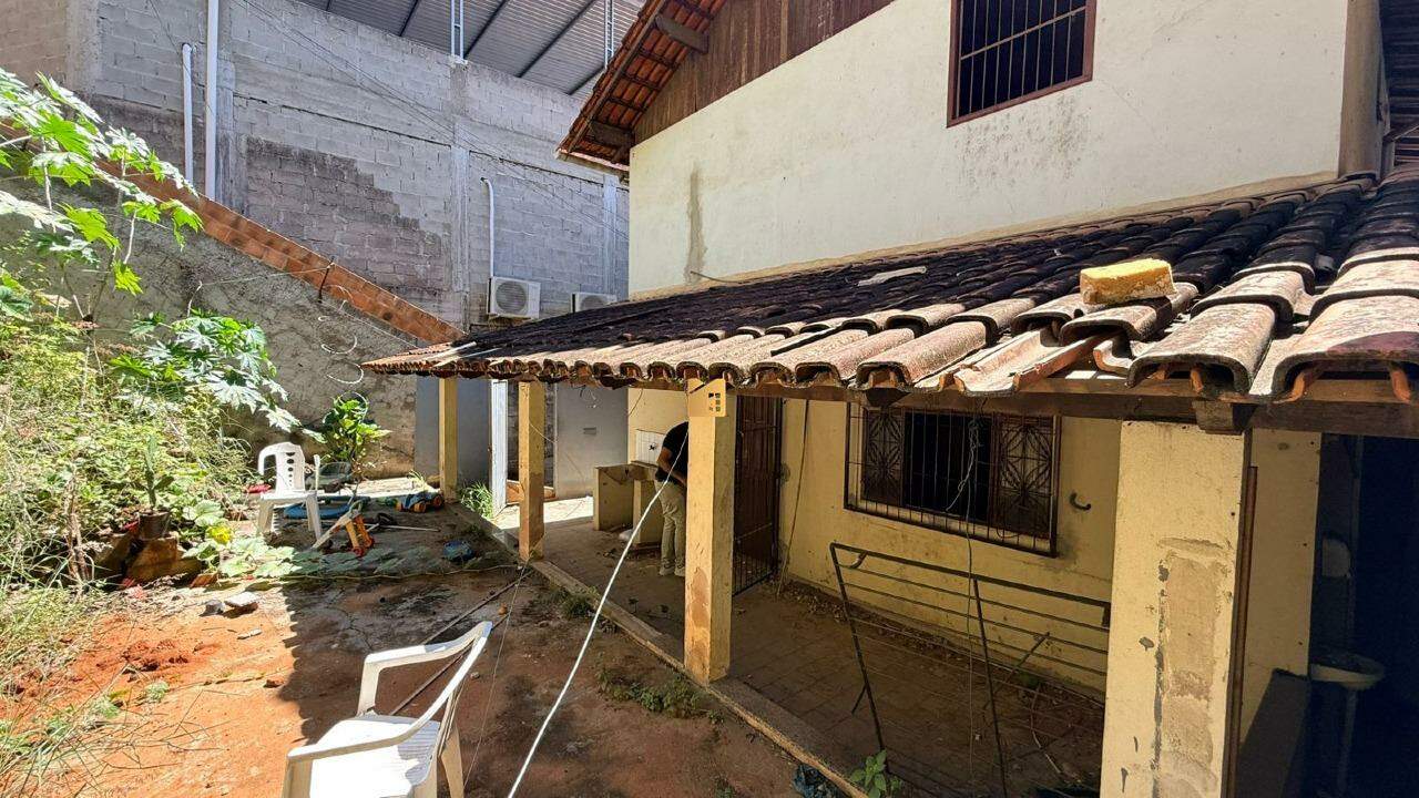 Prédio Inteiro à venda no Ilha da Luz: 