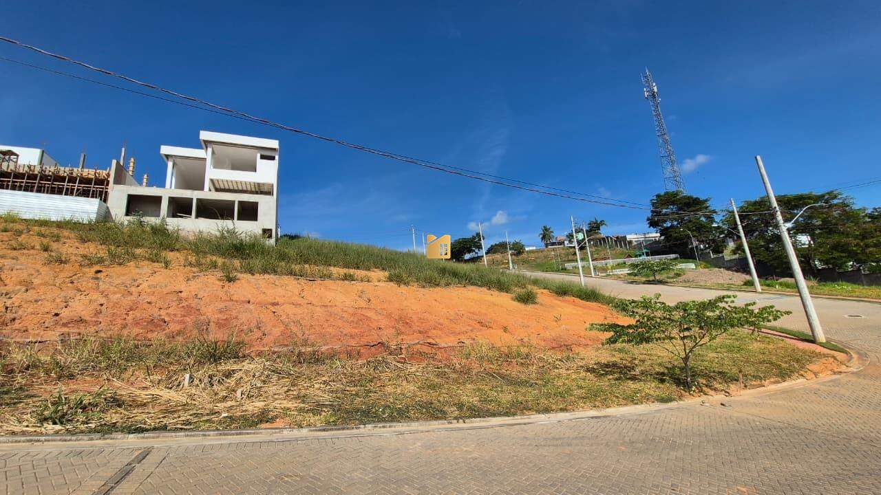 Terreno à venda no Paraíso: 