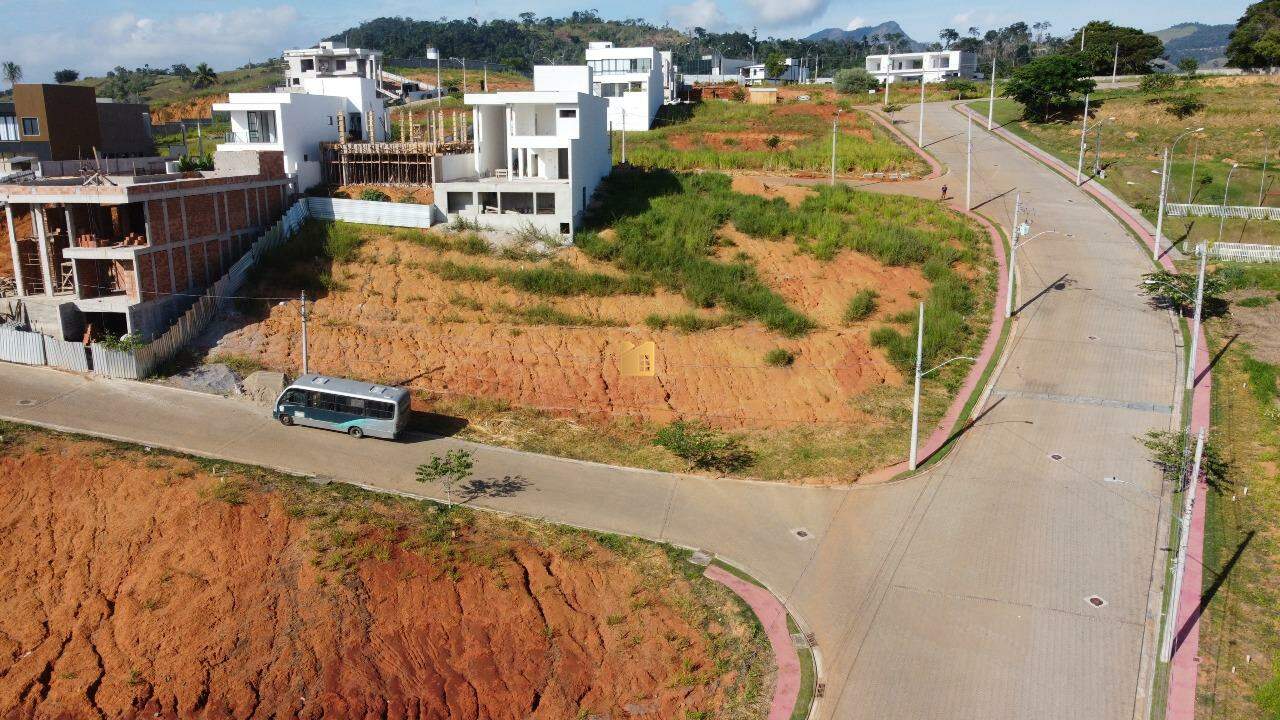 Terreno à venda no Paraíso: 