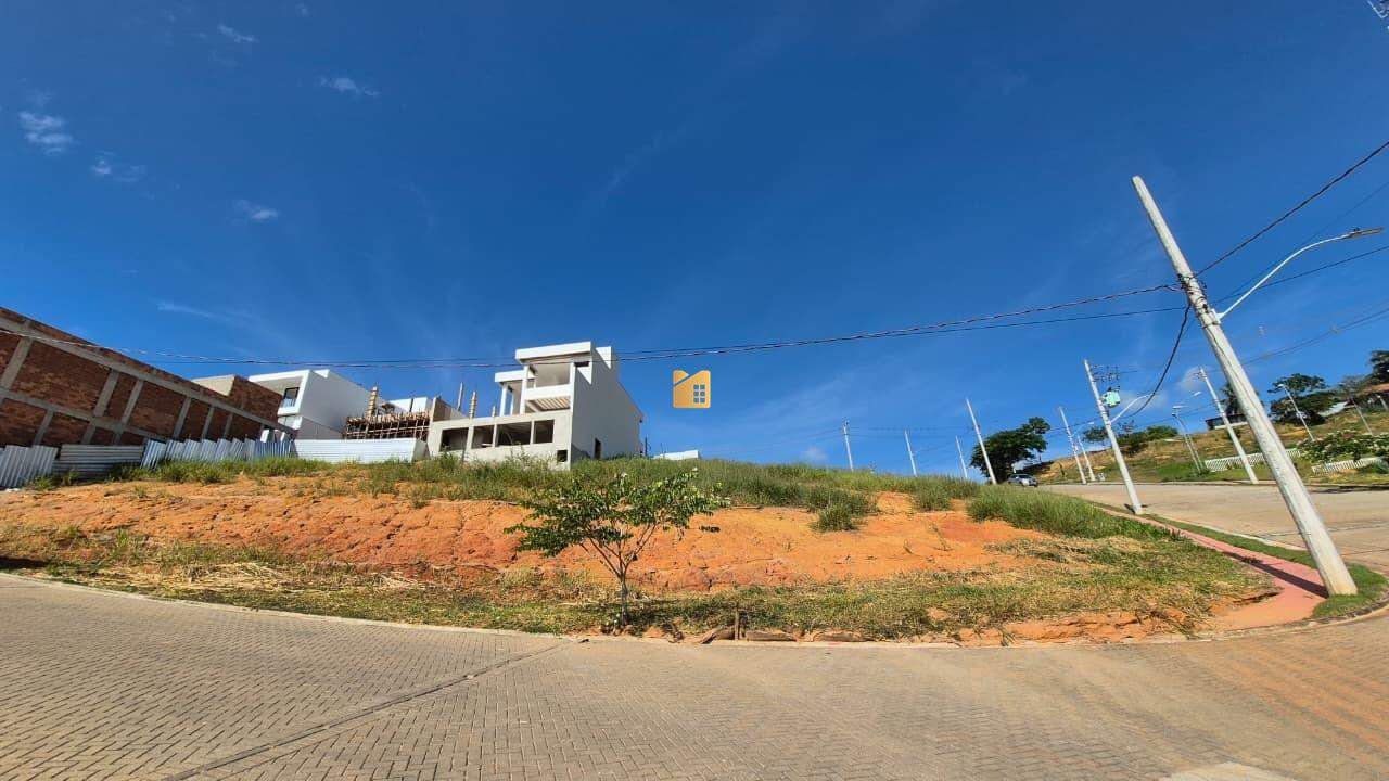 Terreno à venda no Paraíso: 
