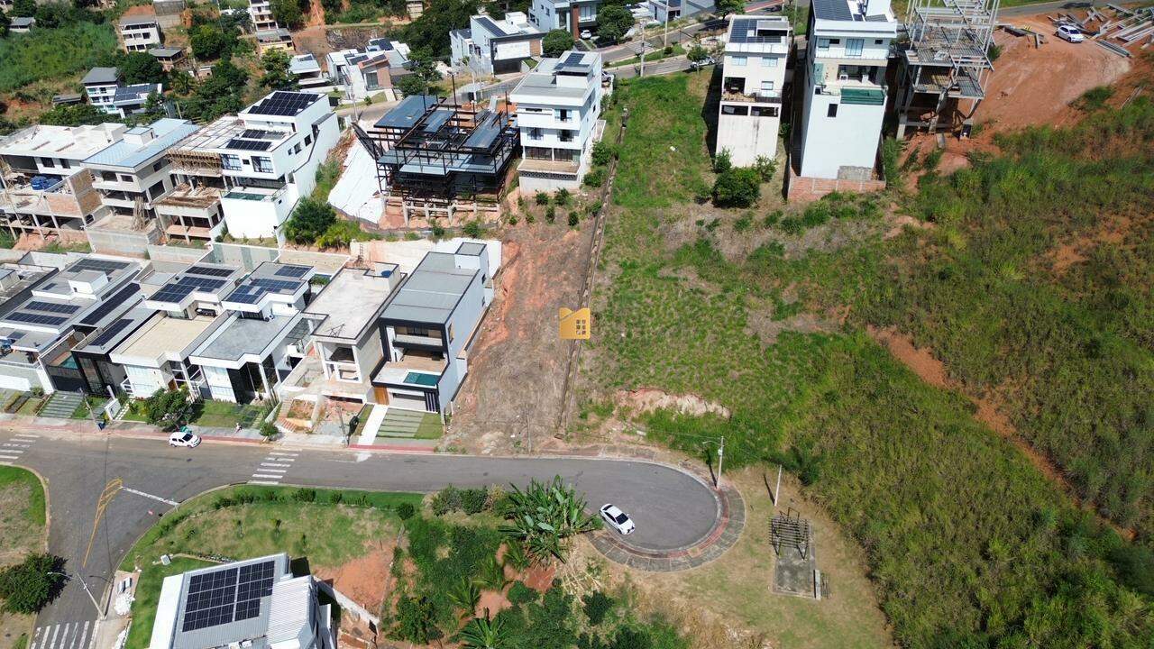 Terreno à venda no Campo da Leopoldina: 
