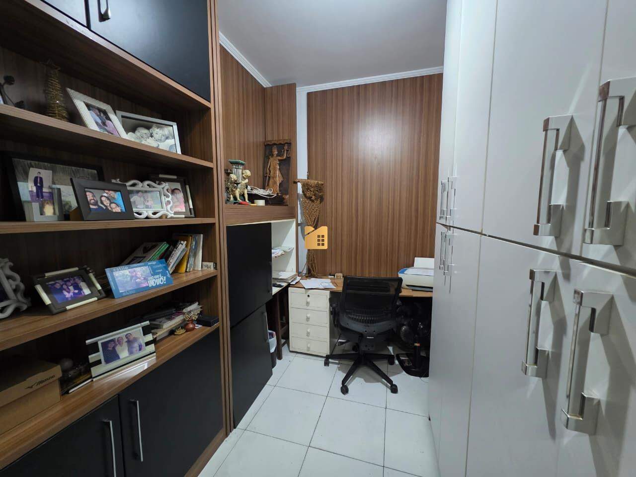 Casa Comercial à venda no Centro: 