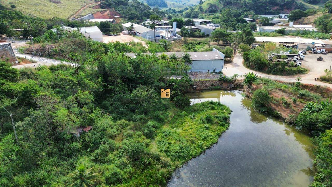 Terreno à venda no Moitãozinho: 
