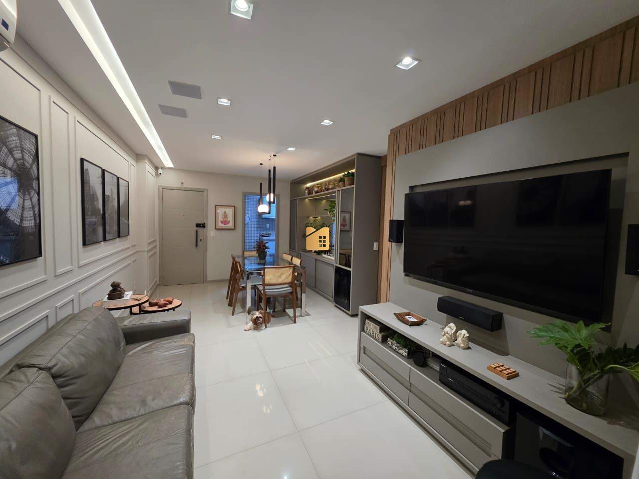 Apartamento à venda no Gilberto Machado: 