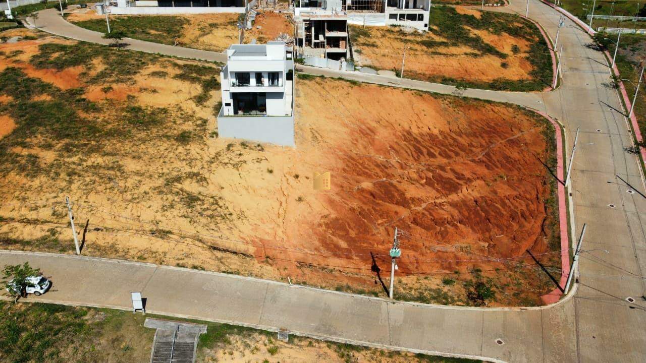 Terreno à venda no Paraíso: 