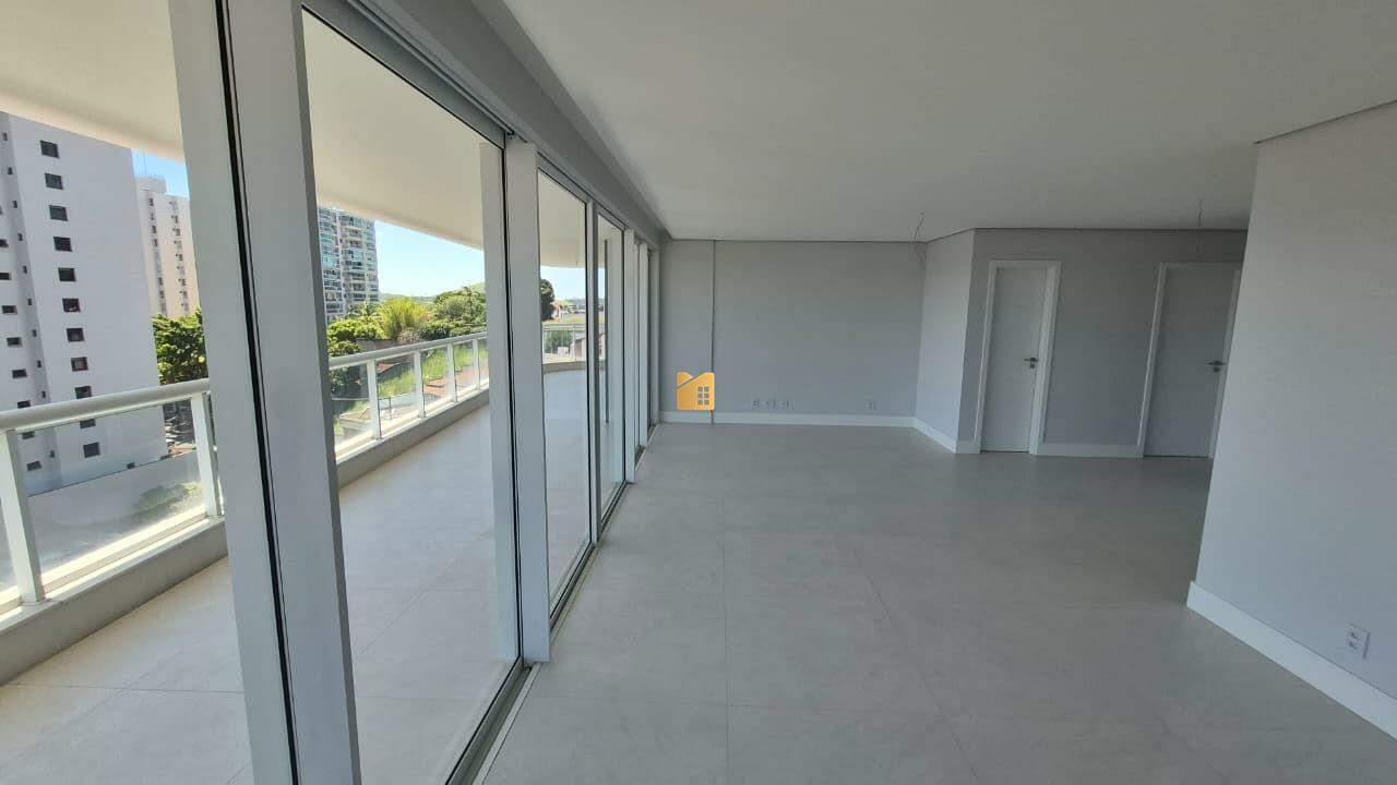 Apartamento à venda no Gilberto Machado: 