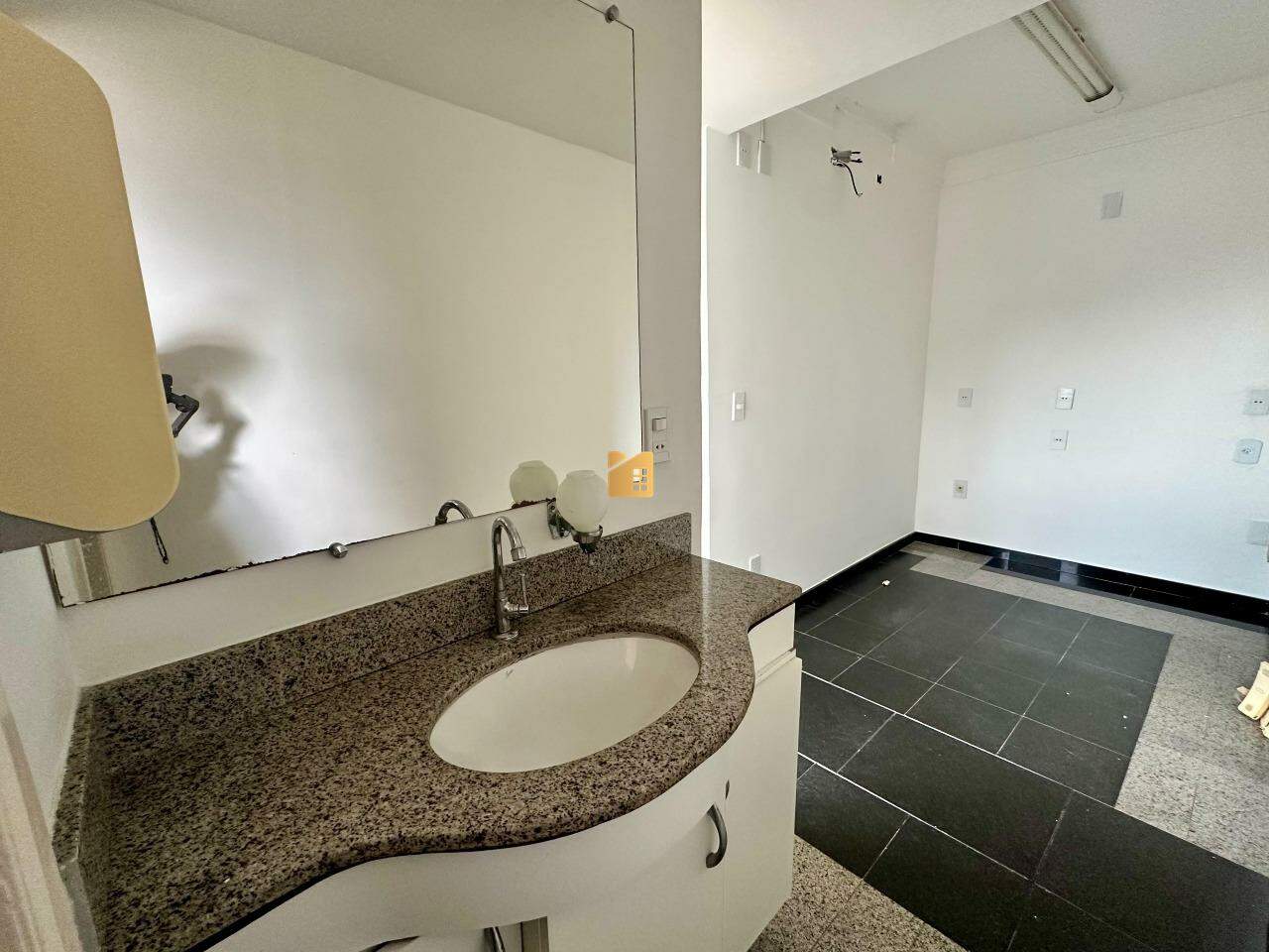 SALA à venda no Centro: 