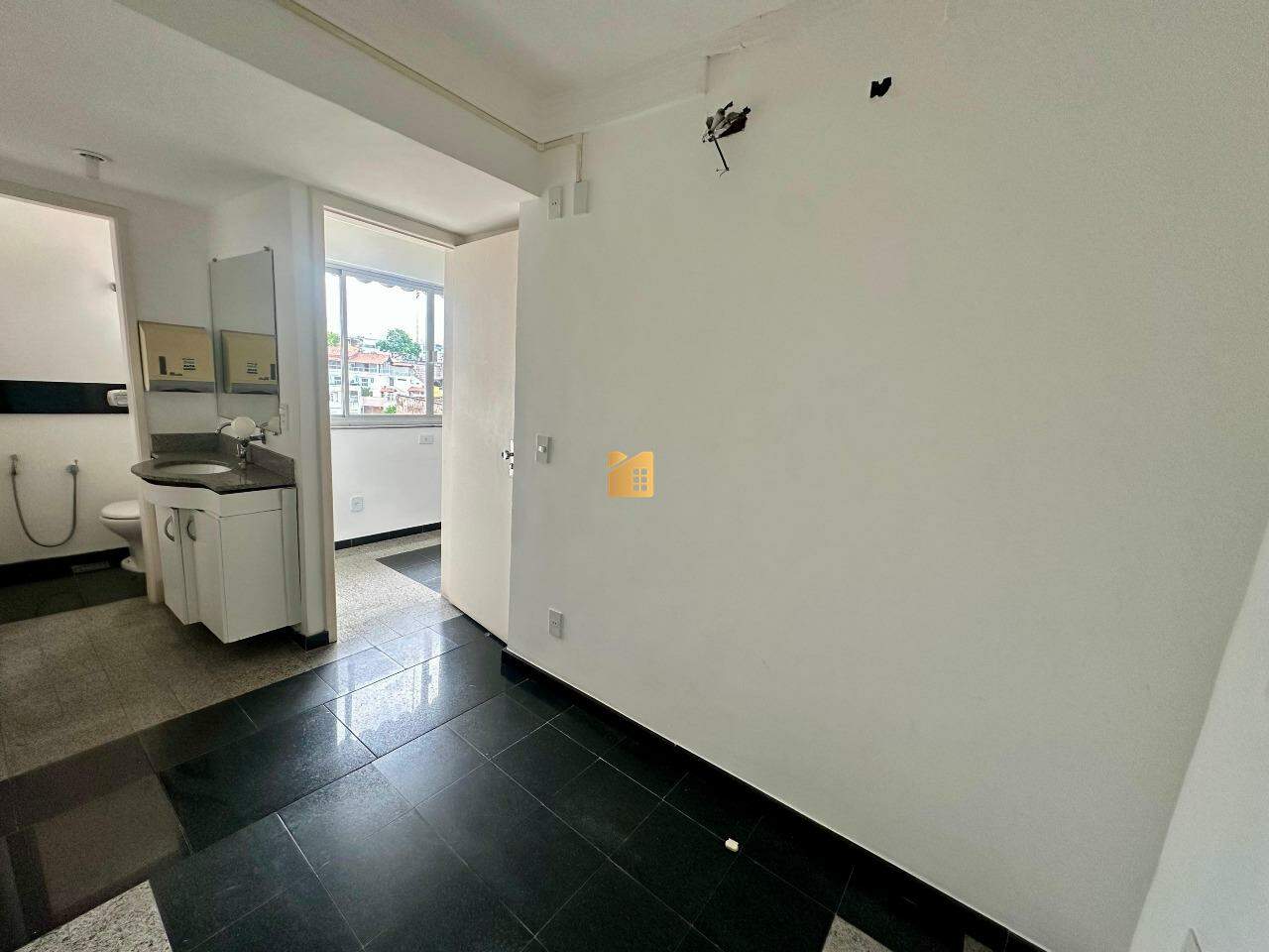 SALA à venda no Centro: 