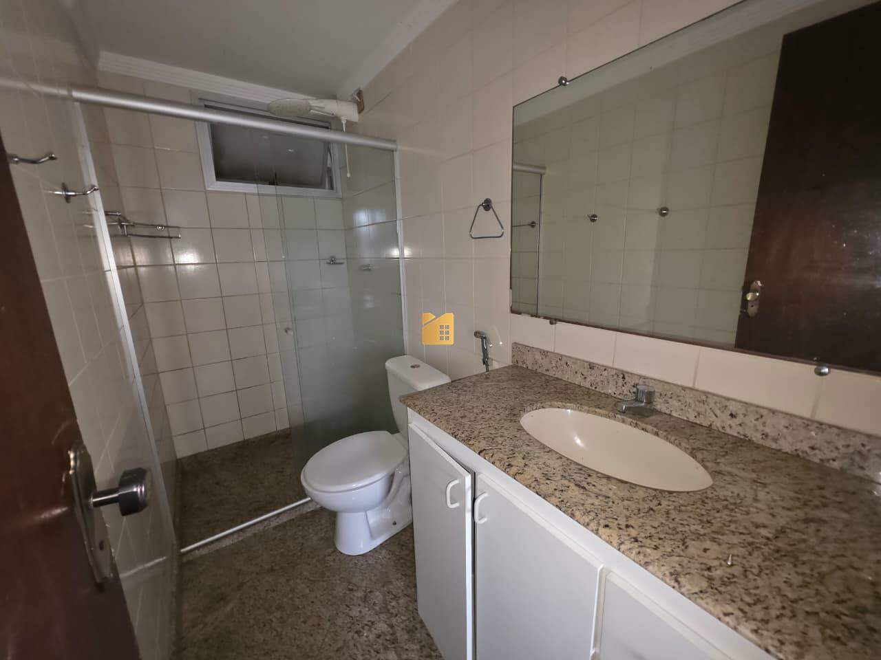 Apartamento à venda no Ibitiquara: 