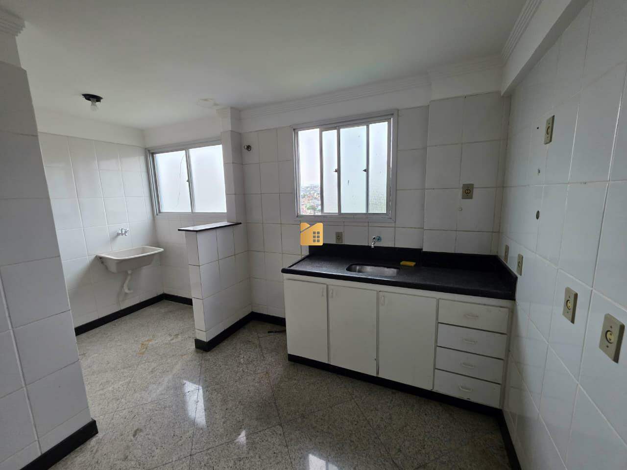 Apartamento à venda no Ibitiquara: 