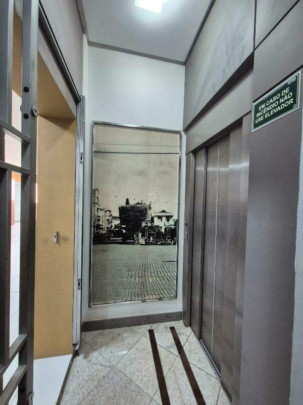 SALA para aluguel no Centro: 
