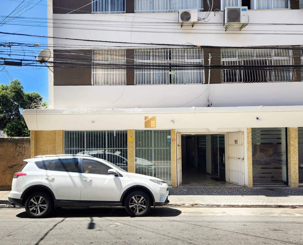 LOJA para aluguel no Guandú: 