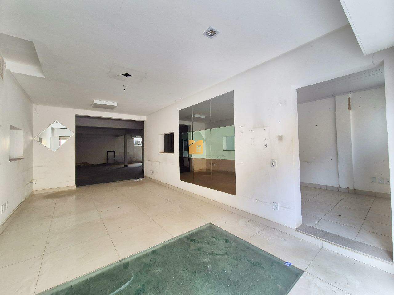 Ponto Comercial para aluguel no Santo Antônio: 