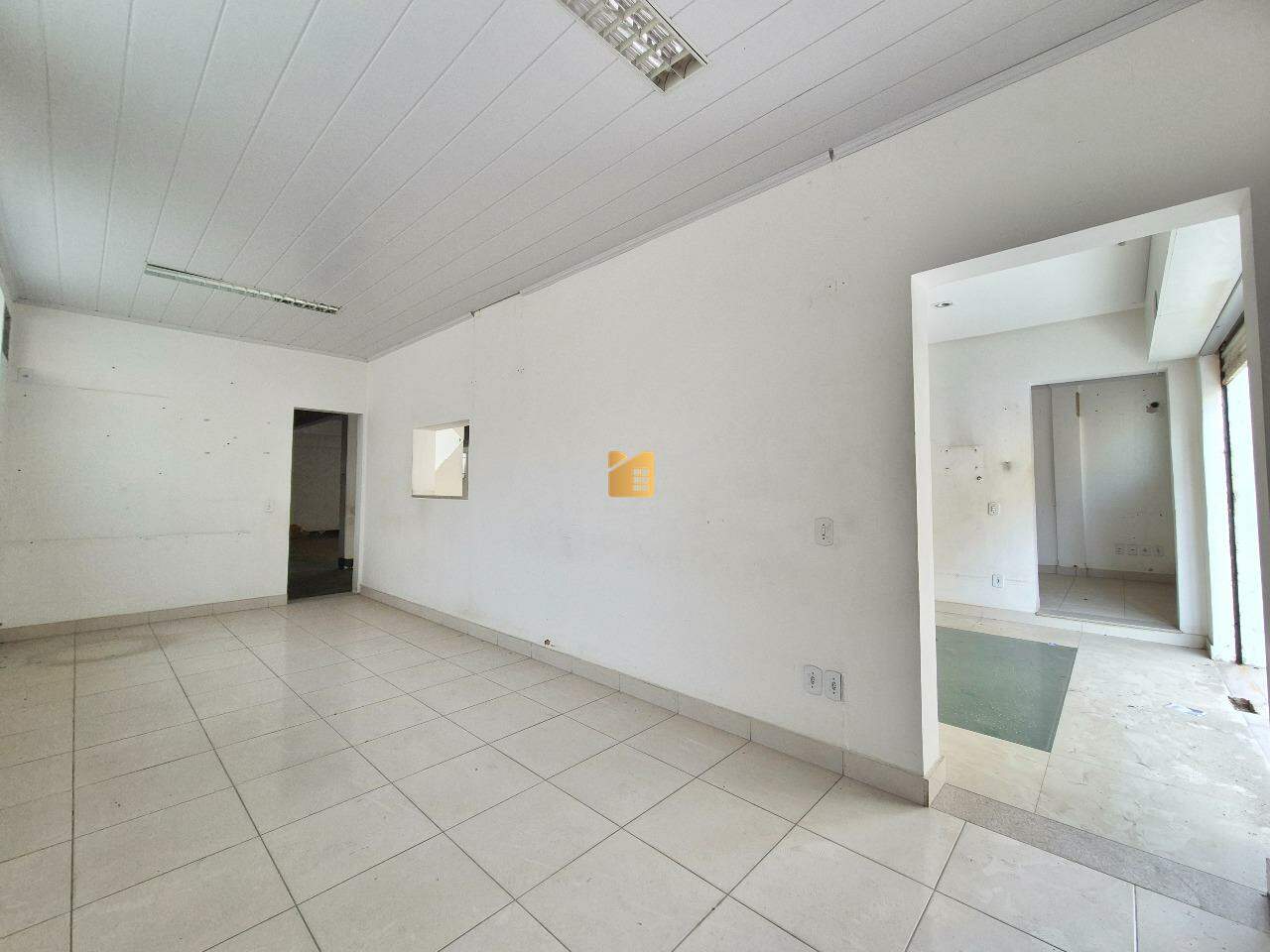 Ponto Comercial para aluguel no Santo Antônio: 