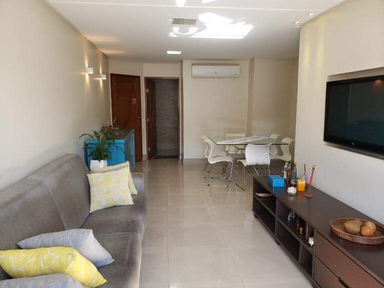 Apartamento à venda no Ibitiquara: 