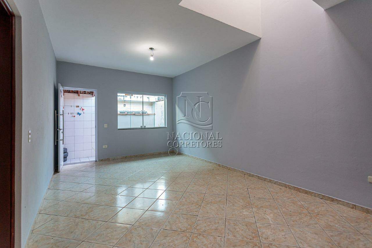Sobrado à venda no Vila Lucinda: 