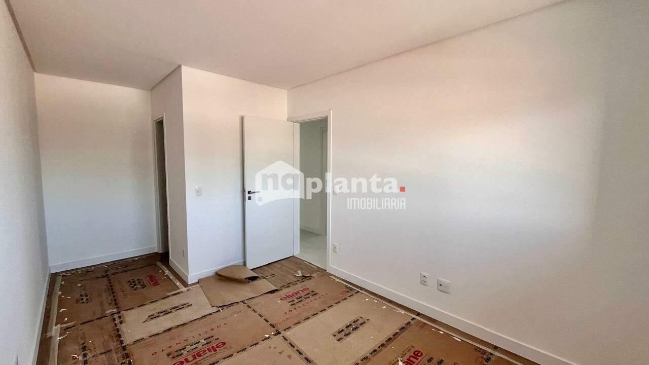 Apartamento à venda com 3 quartos, 111m² - Foto 42