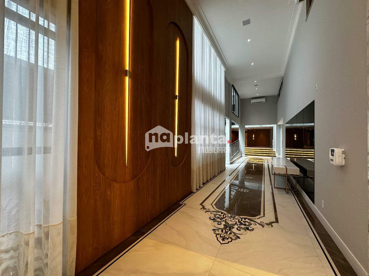 Apartamento à venda com 2 quartos, 95m² - Foto 28