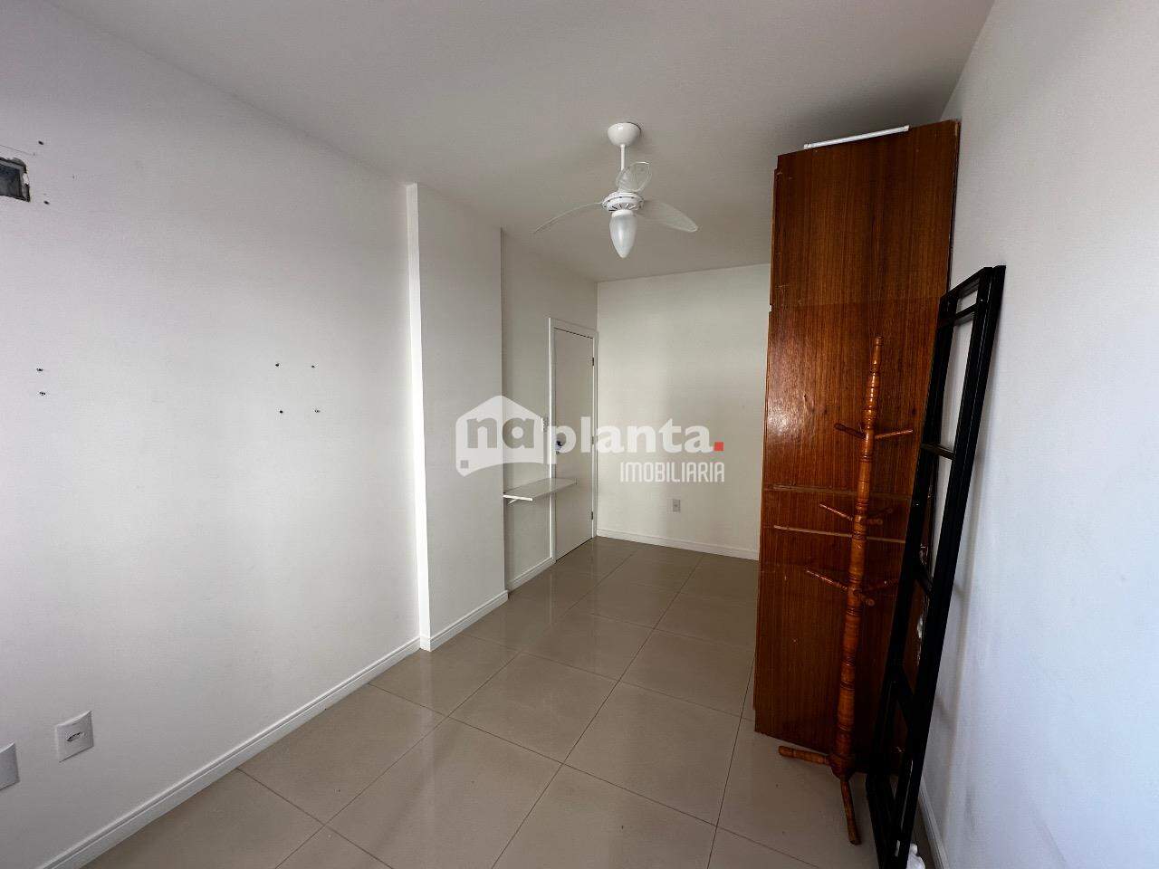 Apartamento à venda com 2 quartos, 105m² - Foto 7