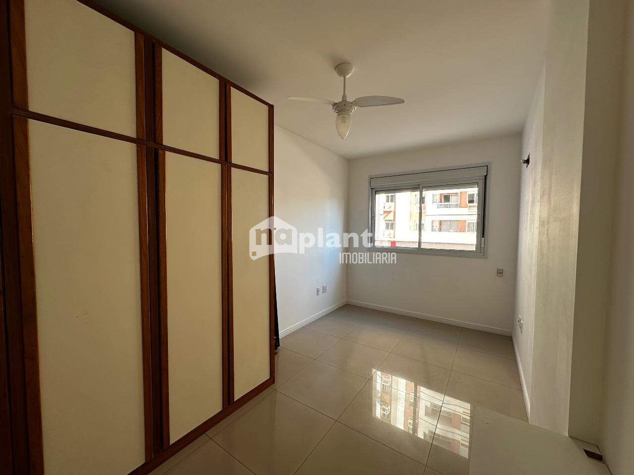Apartamento à venda com 2 quartos, 105m² - Foto 8
