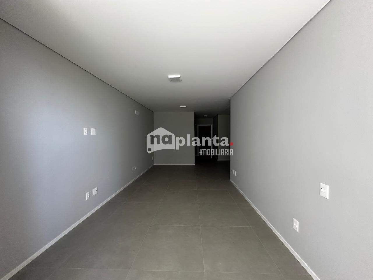 Apartamento à venda com 2 quartos, 99m² - Foto 3
