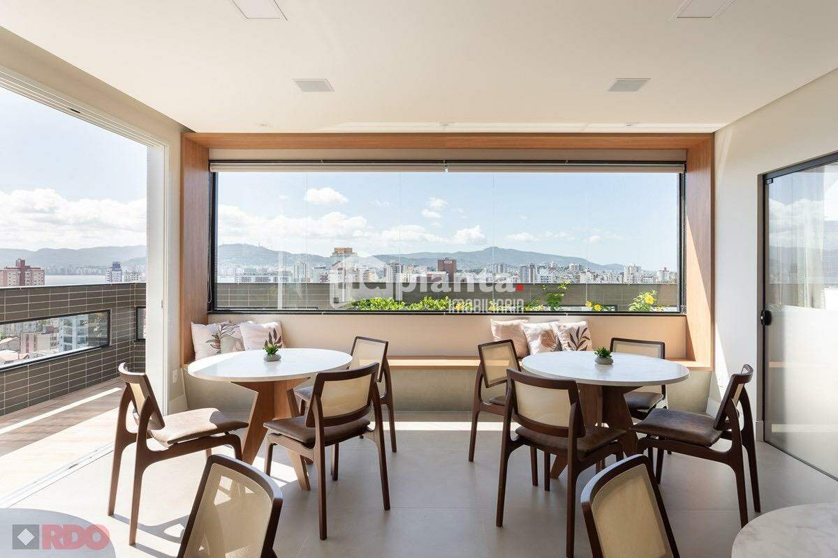 Apartamento à venda com 3 quartos, 111m² - Foto 20