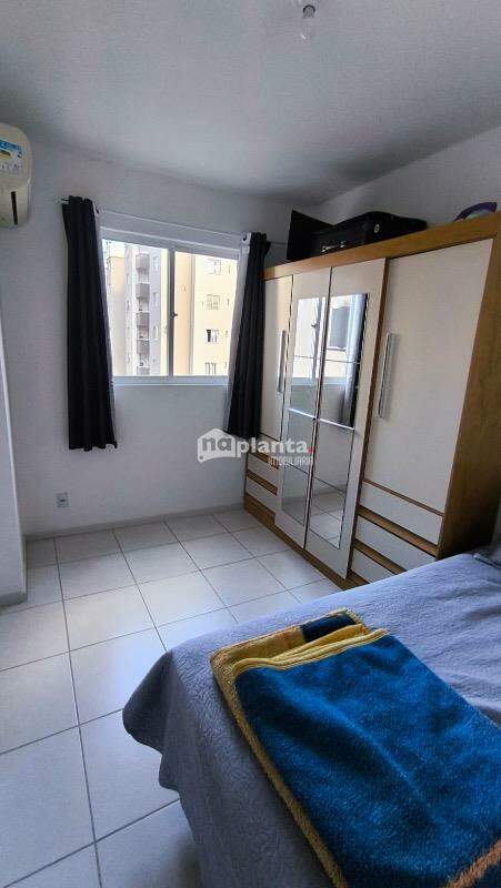 Apartamento à venda com 2 quartos, 53m² - Foto 4