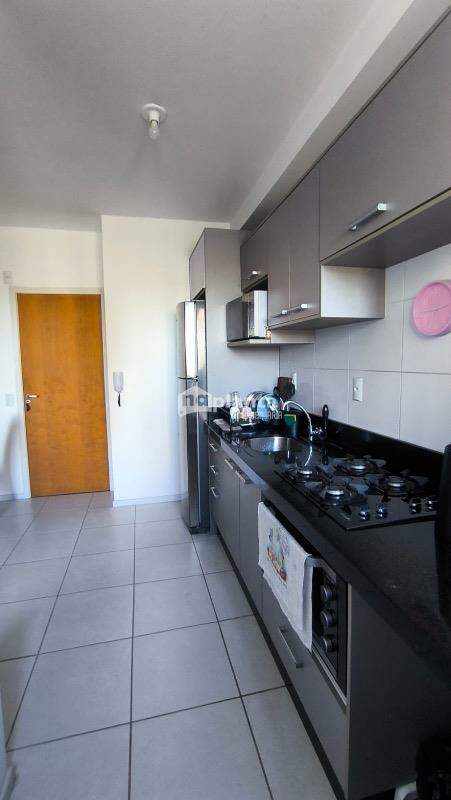 Apartamento à venda com 2 quartos, 53m² - Foto 13