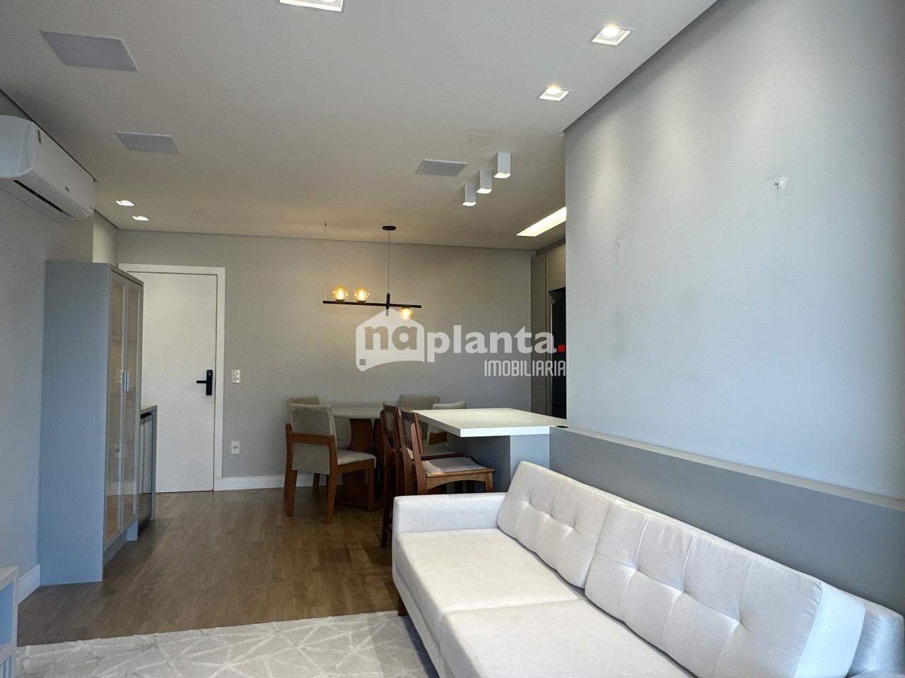 Apartamento à venda com 2 quartos, 73m² - Foto 3