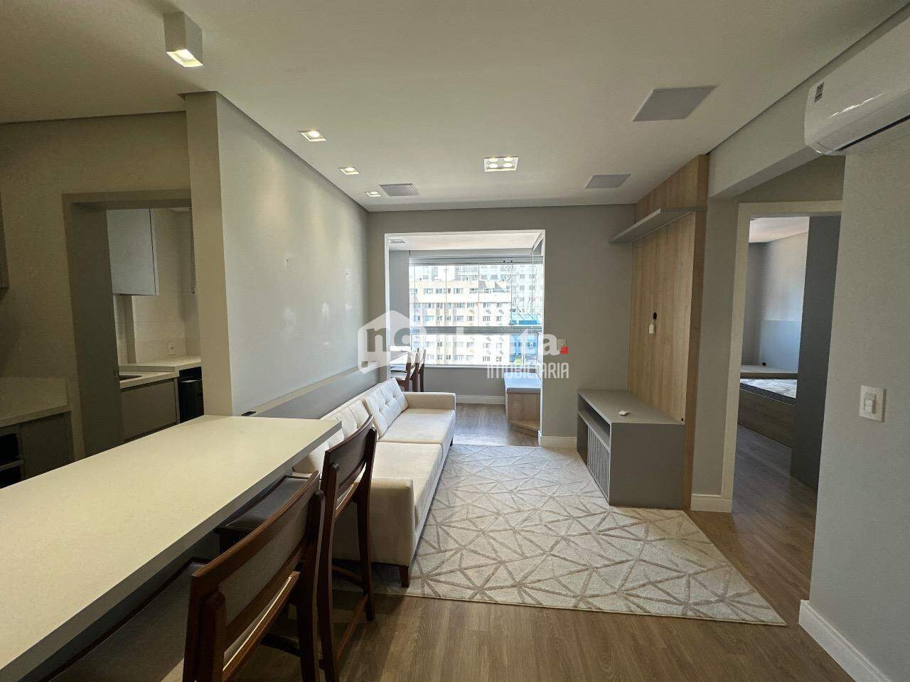 Apartamento à venda com 2 quartos, 73m² - Foto 1