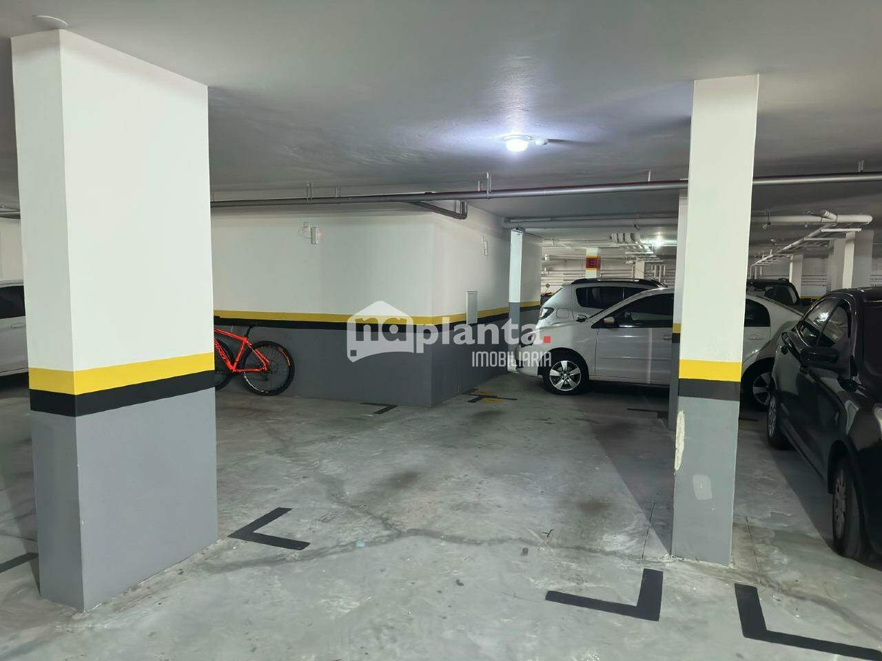 Apartamento à venda com 2 quartos, 70m² - Foto 26