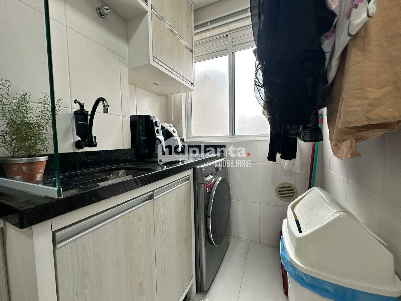 Apartamento à venda com 2 quartos, 70m² - Foto 5