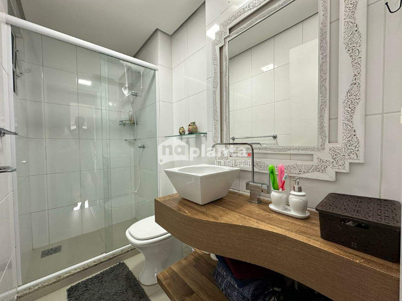 Apartamento à venda com 2 quartos, 70m² - Foto 15