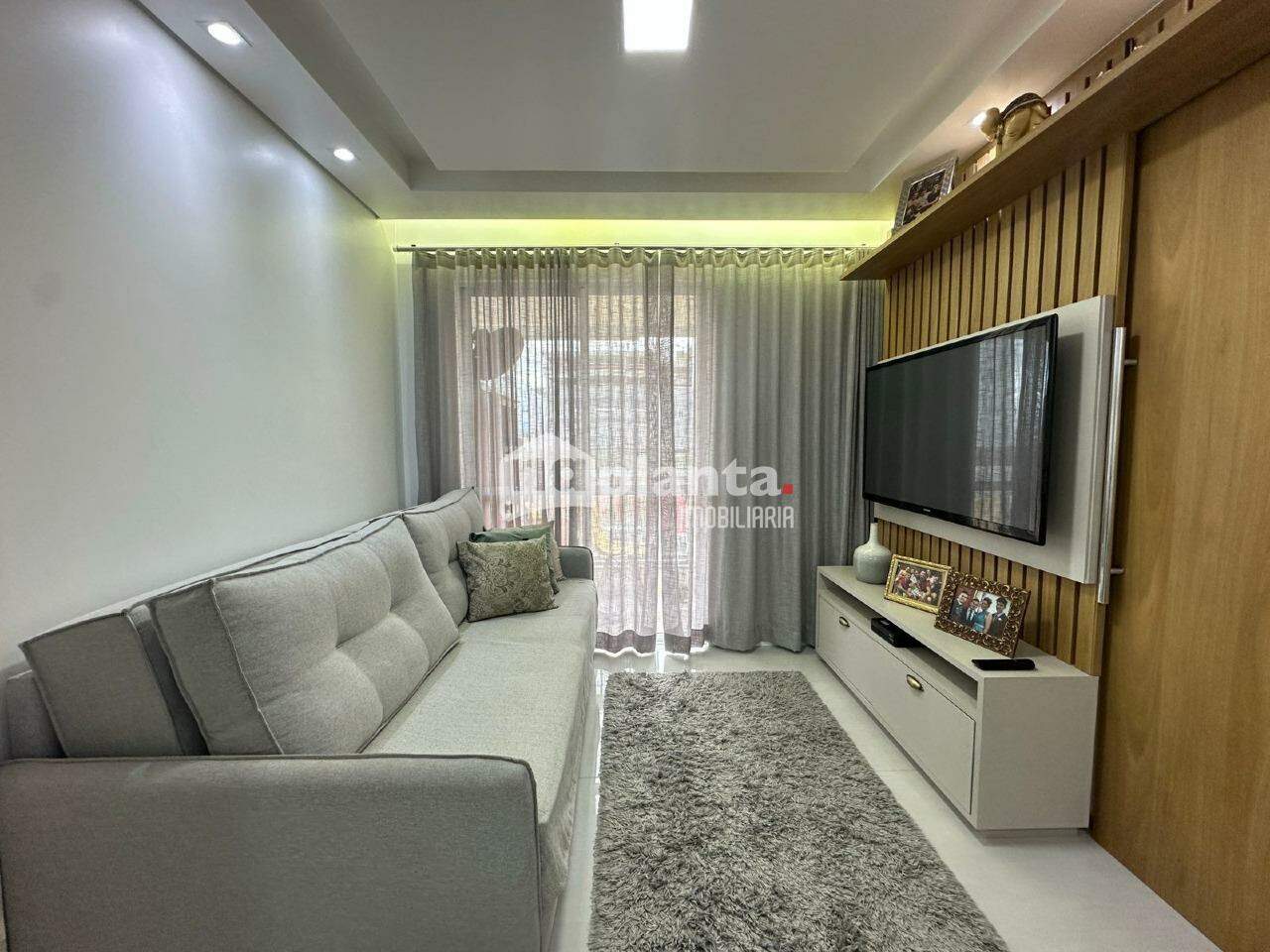 Apartamento à venda com 2 quartos, 70m² - Foto 10