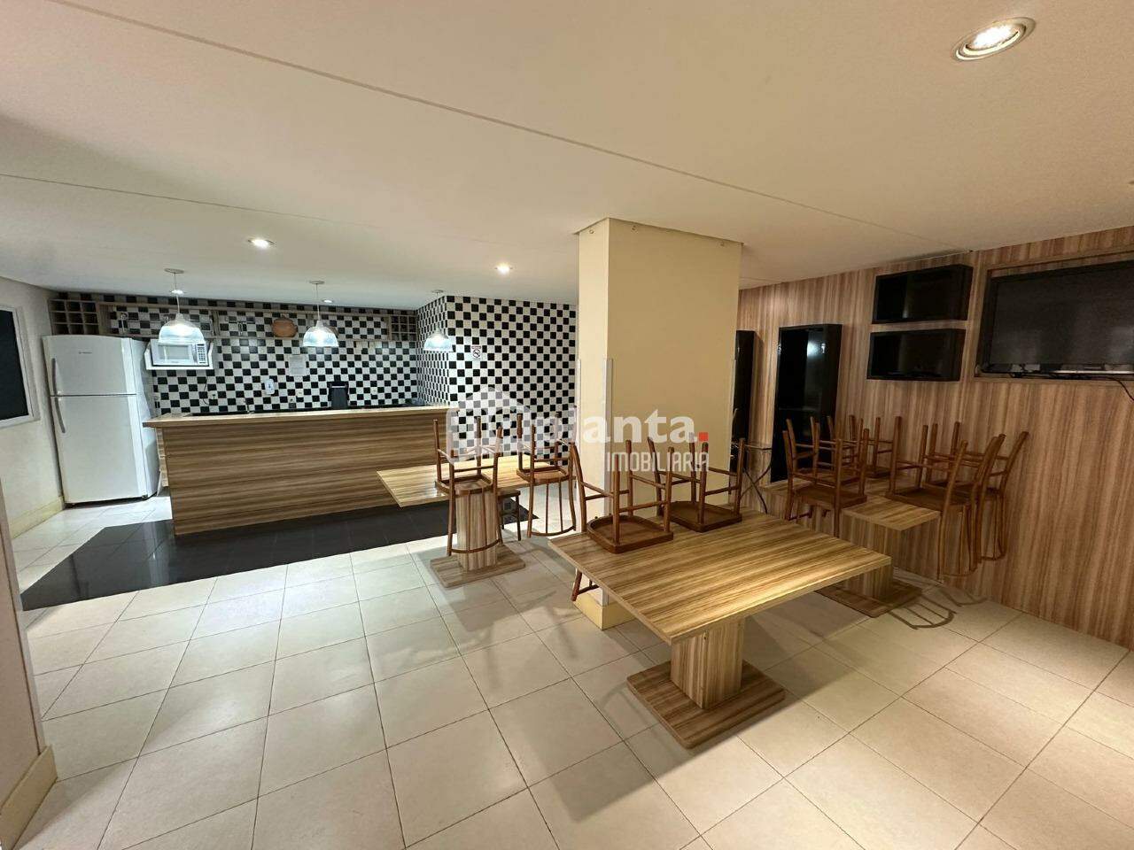 Apartamento à venda com 2 quartos, 70m² - Foto 22
