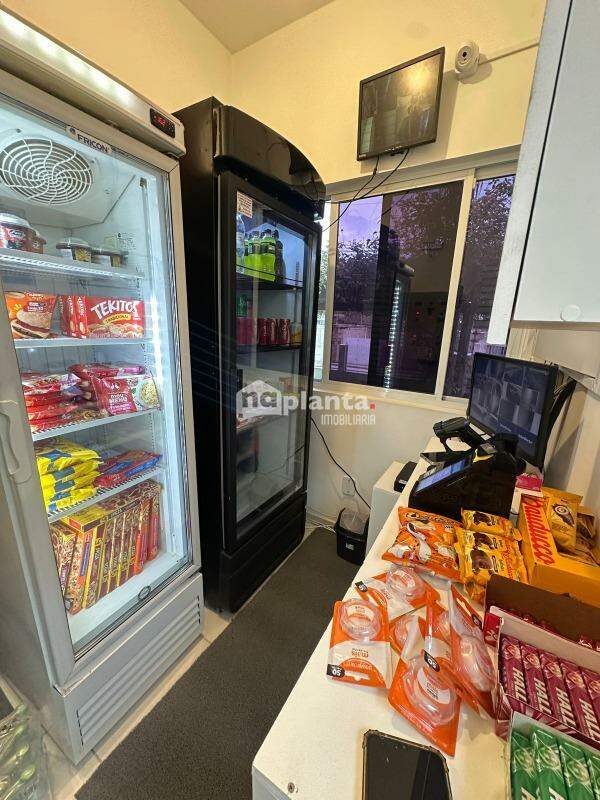 Apartamento à venda com 1 quarto, 42m² - Foto 11